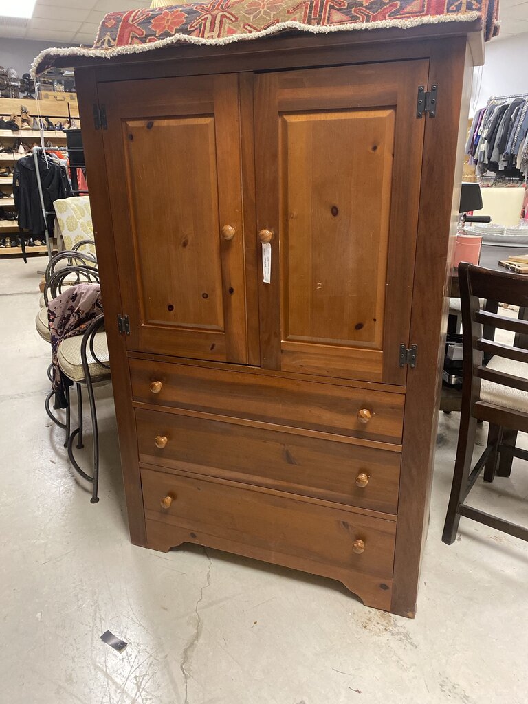 ARMOIRE HOME