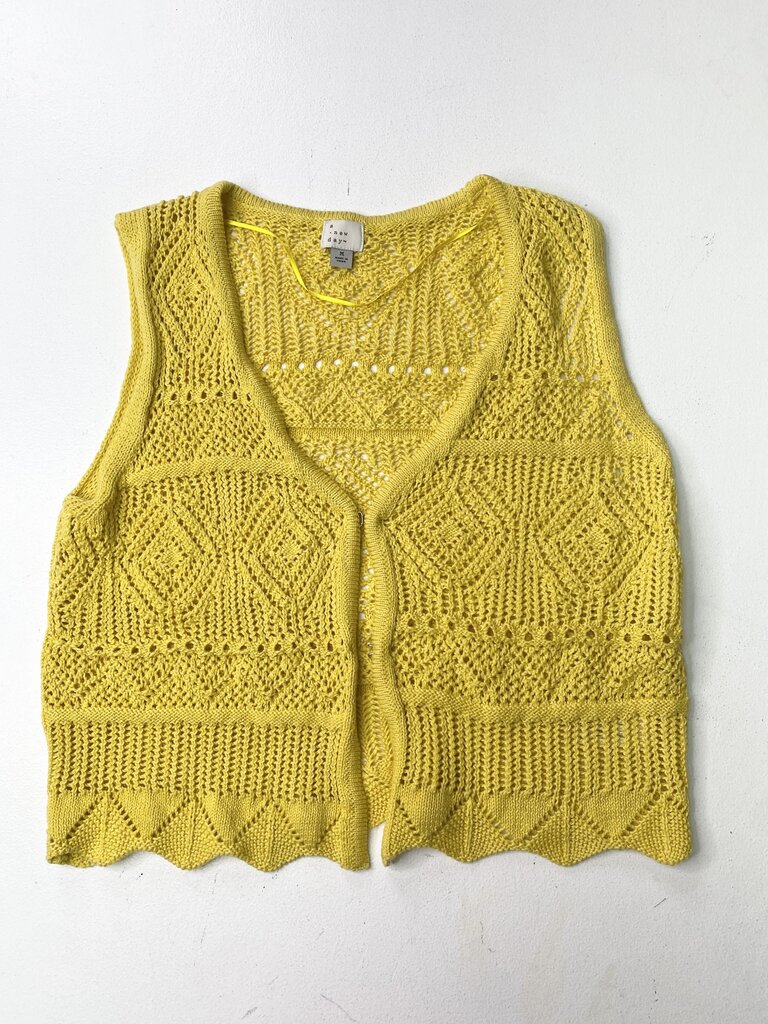 A NEW DAY VEST M OTR