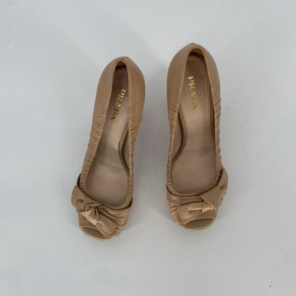PRADA SHOES 38.5 PREMIUM