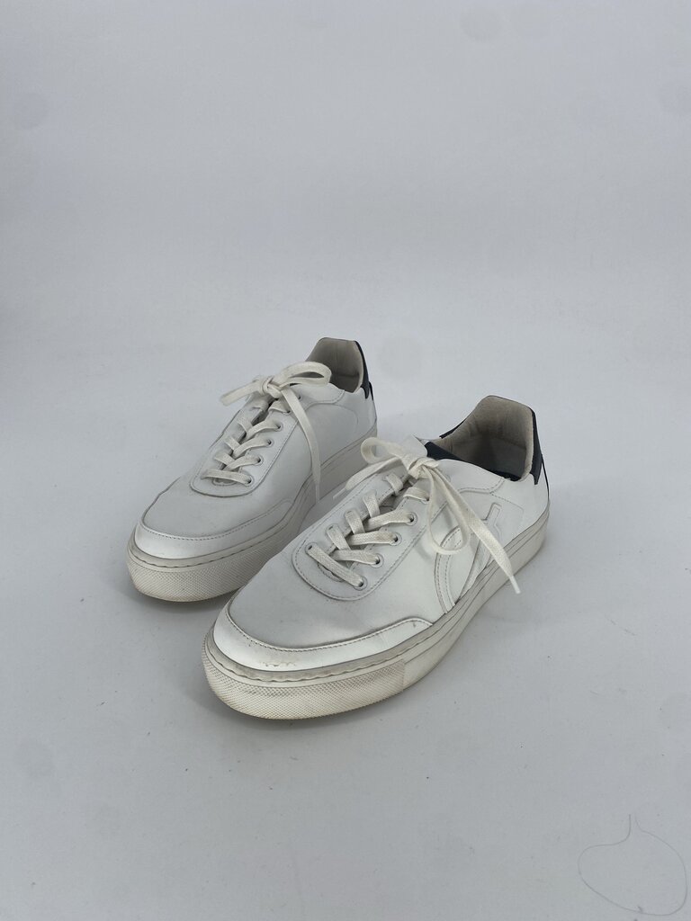 LOIE SHOES 40 PREMIUM
