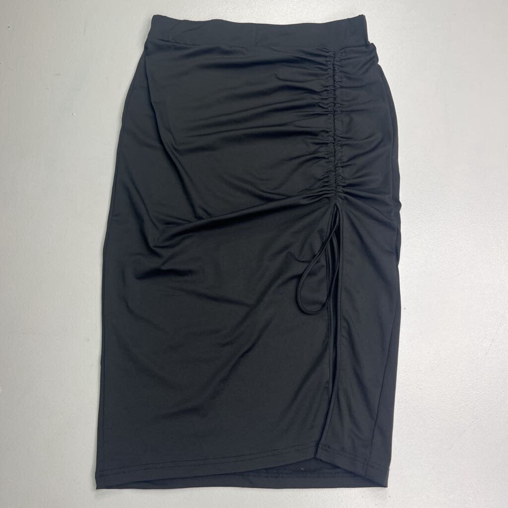 SHEIN SKIRT L OTR