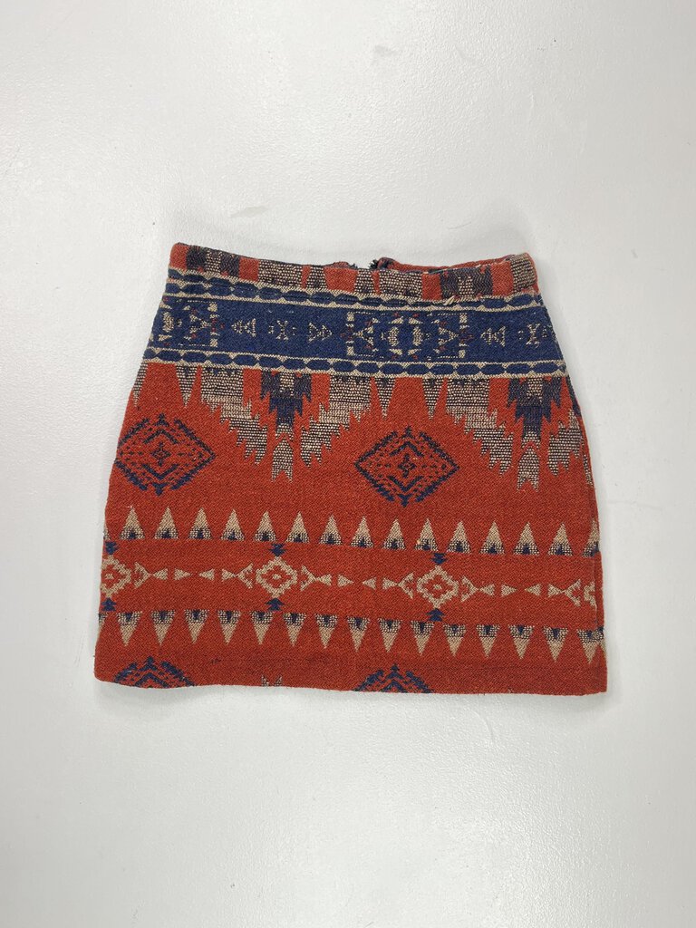 EXHIBIT SKIRT S OTR