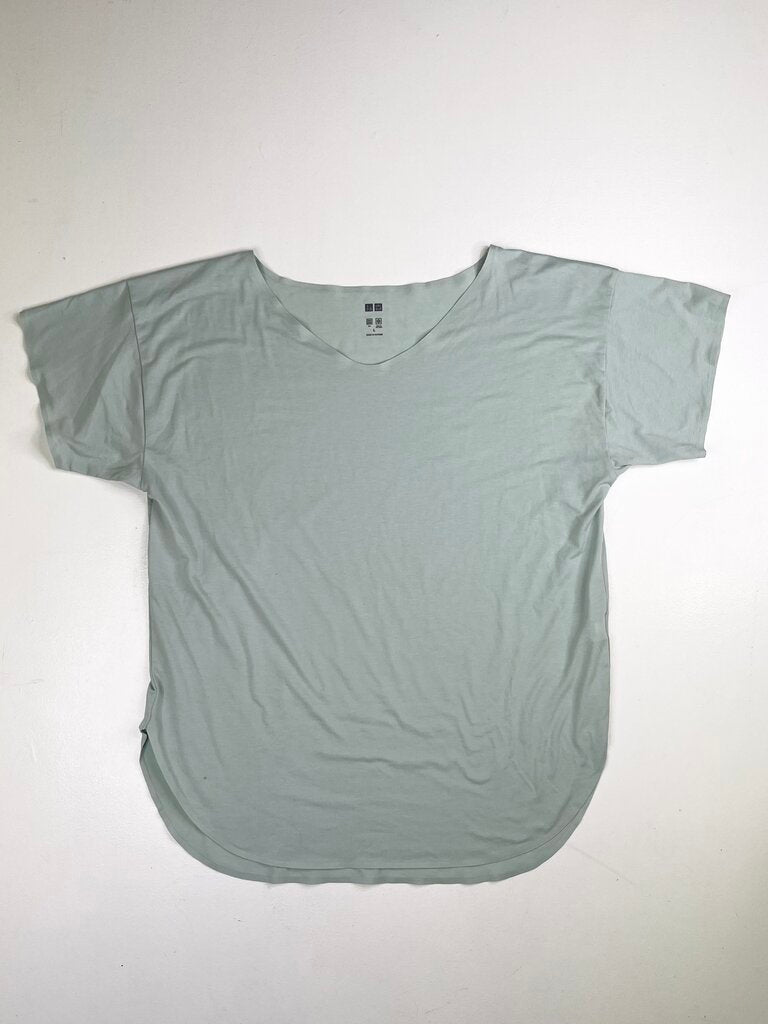 UNIQLO YOGA TOP L OTR
