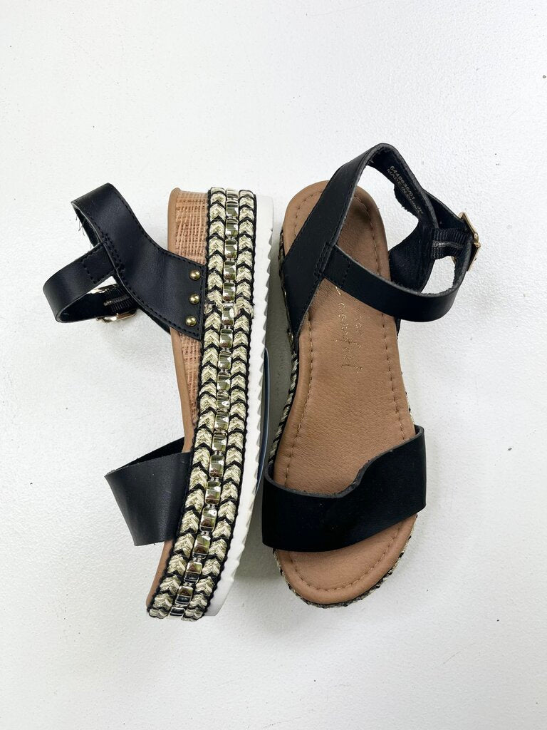 NEW LOOK SHOES 36 OTR