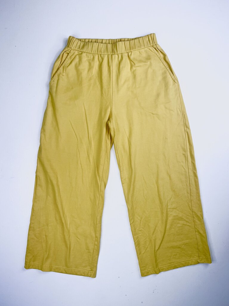 COMPANIA FANTASTICA PANTS S OTR