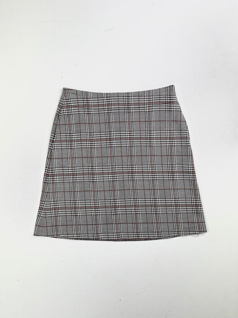 BENETTON SKIRT 38 OTR