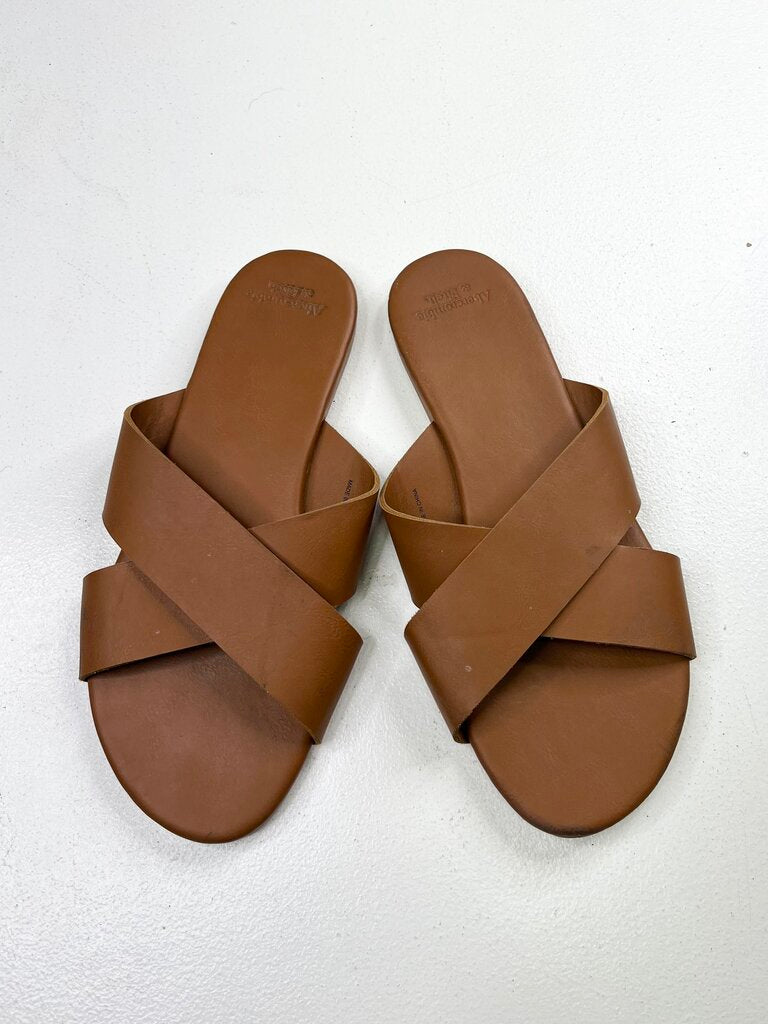 ABERCROMBIE SANDALS UK5 OTR
