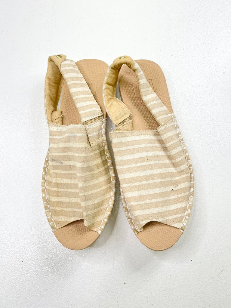 REEF ESCAPE SANDALS 7 OTR