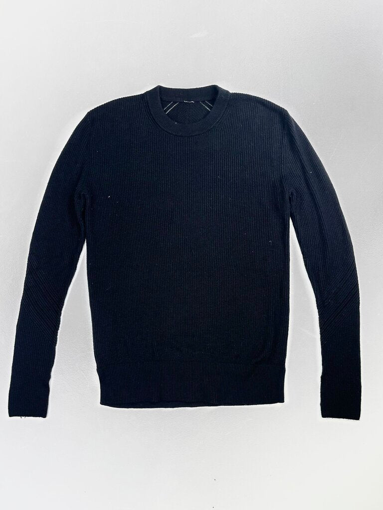 LULULEMON SWEATER 4 OTR