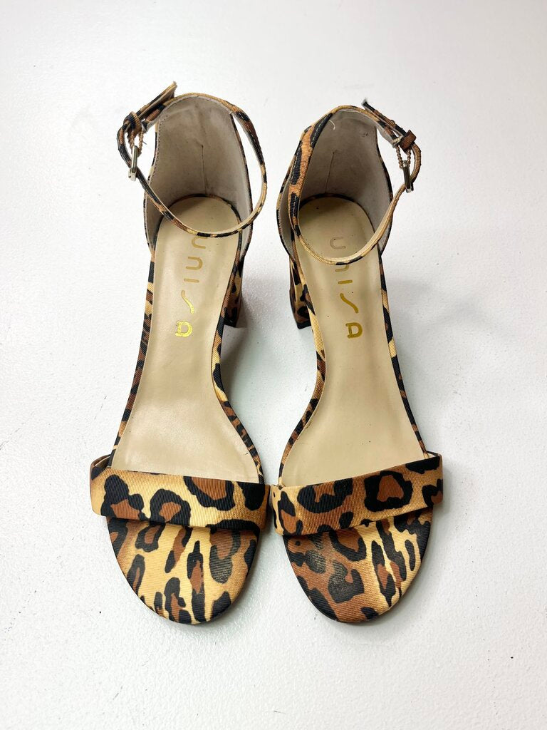 UNISA SHOES 8.5 OTR