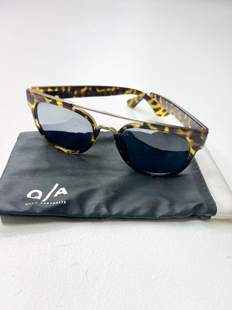 QUAY SUNGLASSES ACCESSORY