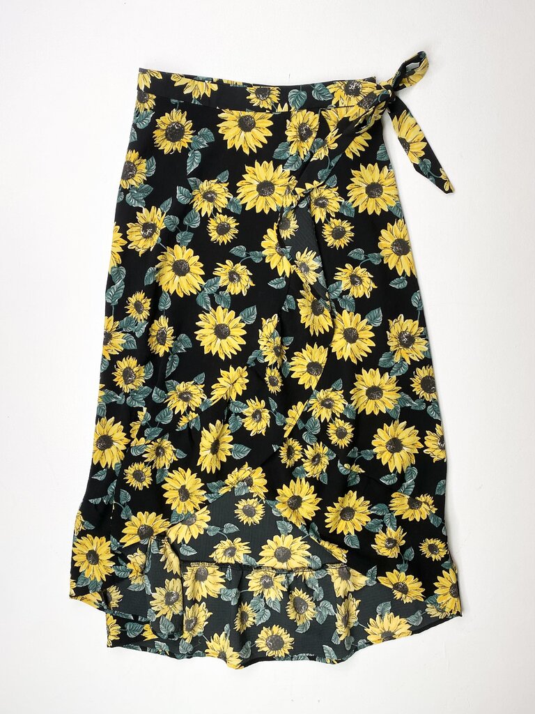 H & M SKIRT 6 OTR