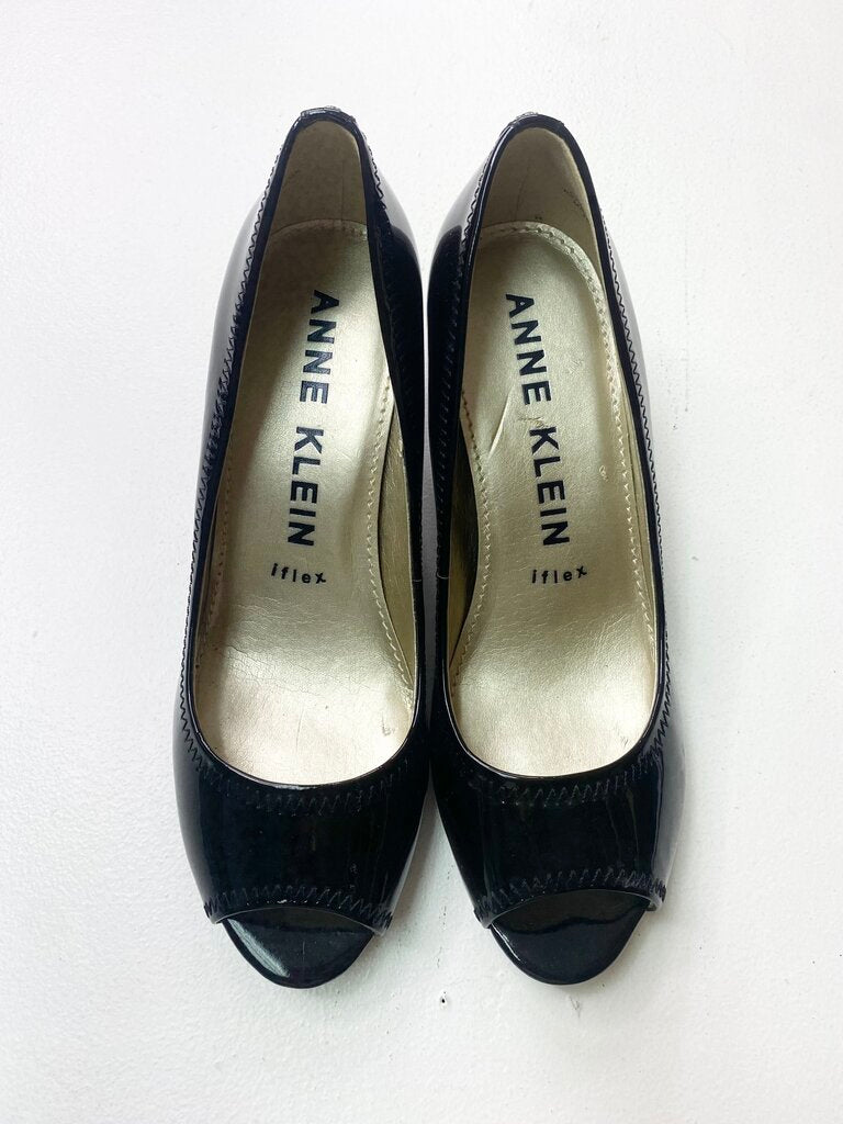 ANNE KLEIN SHOES 7.5 OTR