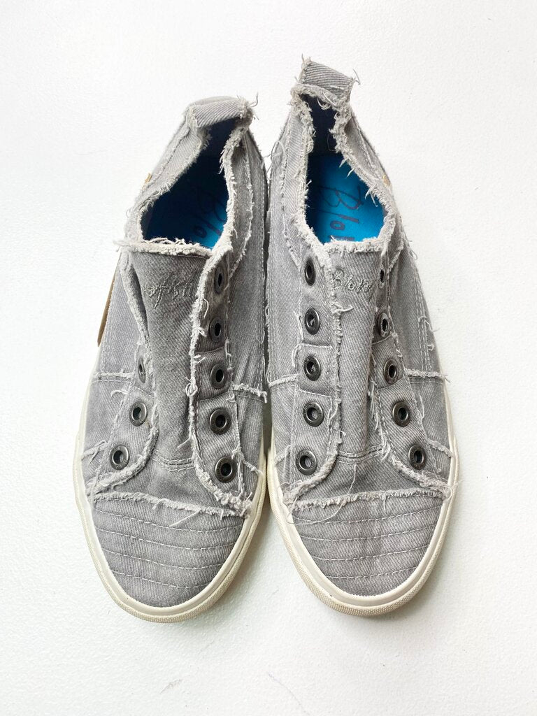 BLOWFISH SNEAKER 8.5 OTR