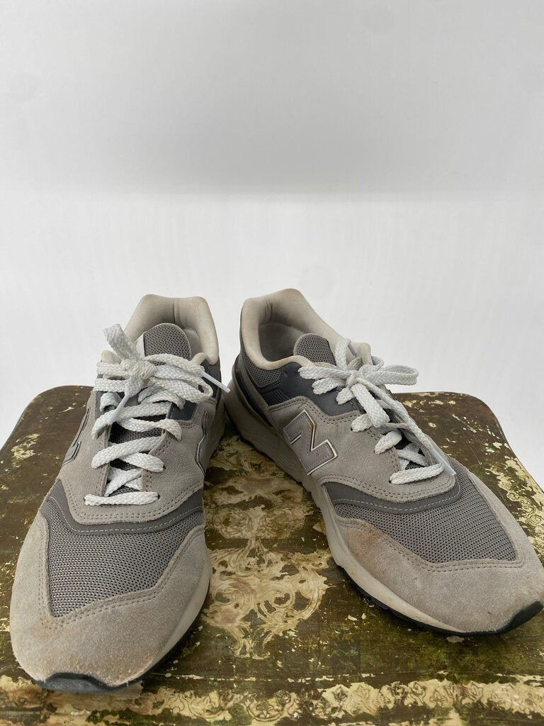 NEW BALANCE SNEAKERS 8.5 MENSWEAR