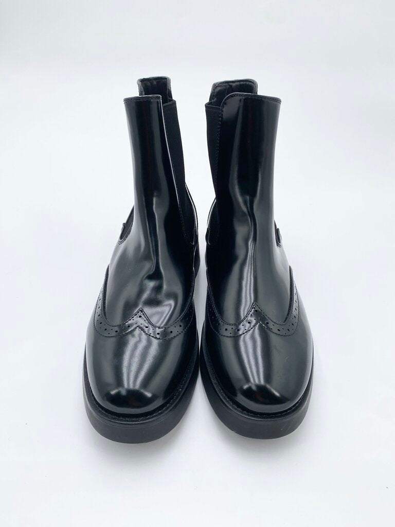 M & S BOOTS UK7 OTR