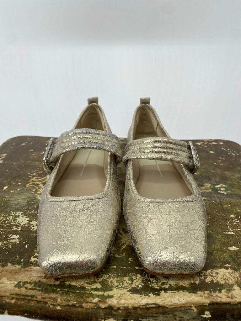 DOLCE VITA SHOES 7.5 OTR