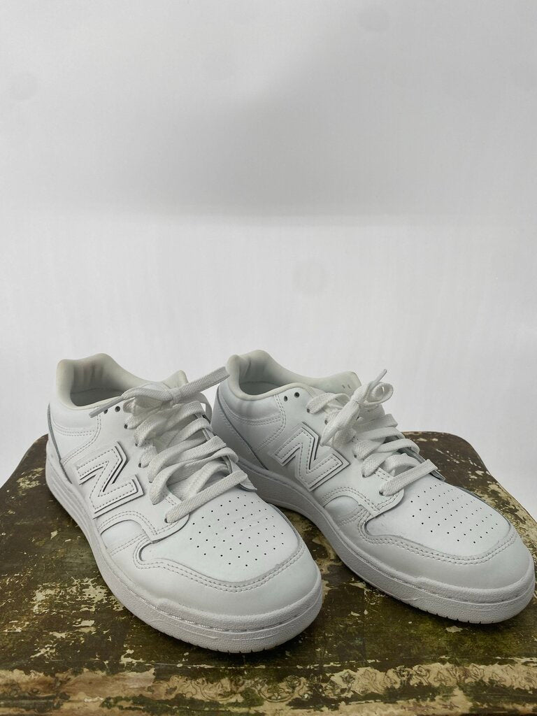 NEW BALANCE SHOES 7.5 OTR