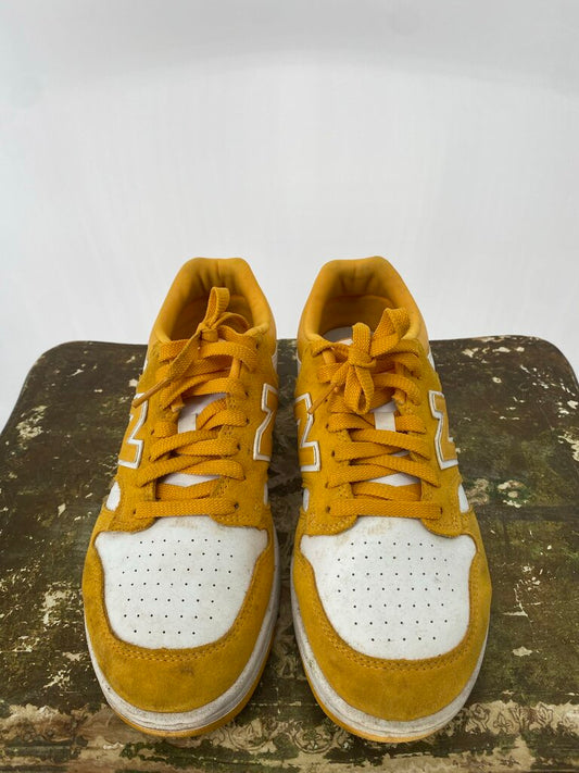 NEW BALANCE SNEAKERS 7.5 OTR