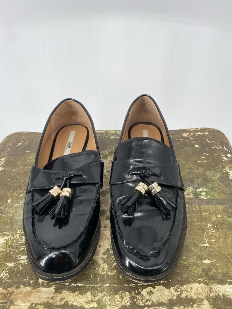 ZARA SHOES 40 OTR