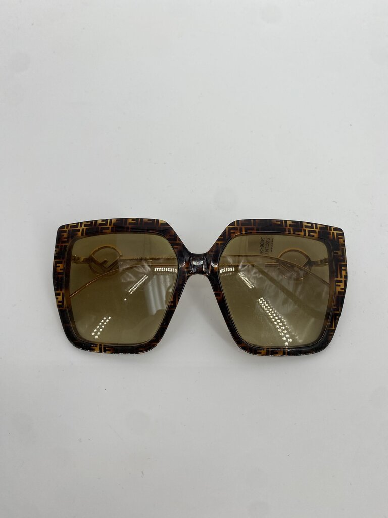 FENDI SUNGLASSES ACCESSORY