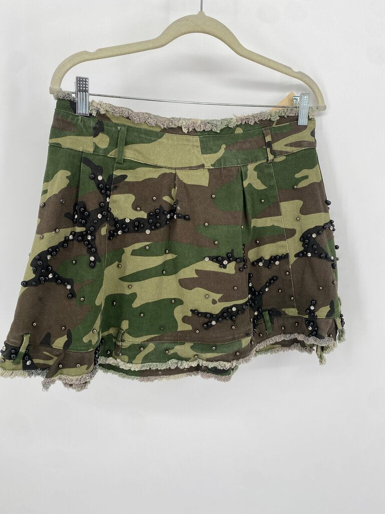 AKIRA SKIRT L PREMIUM