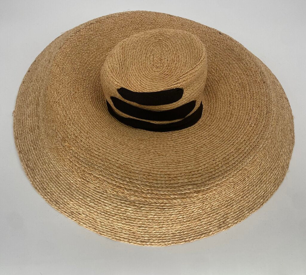LOLA HAT PREMIUM