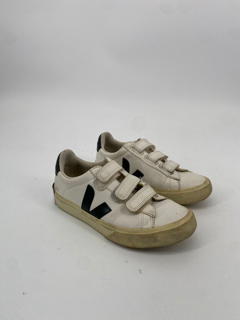 VEJA SHOES 38 PREMIUM