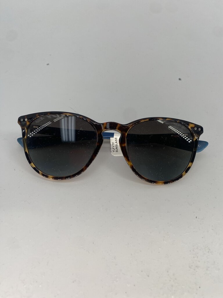 AFFLITON SUNGLASSES Accessories